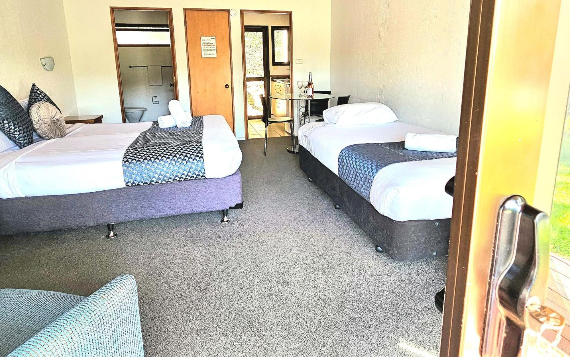 Haruru Falls Motel & Conference Centre Paihia Ngoại thất bức ảnh